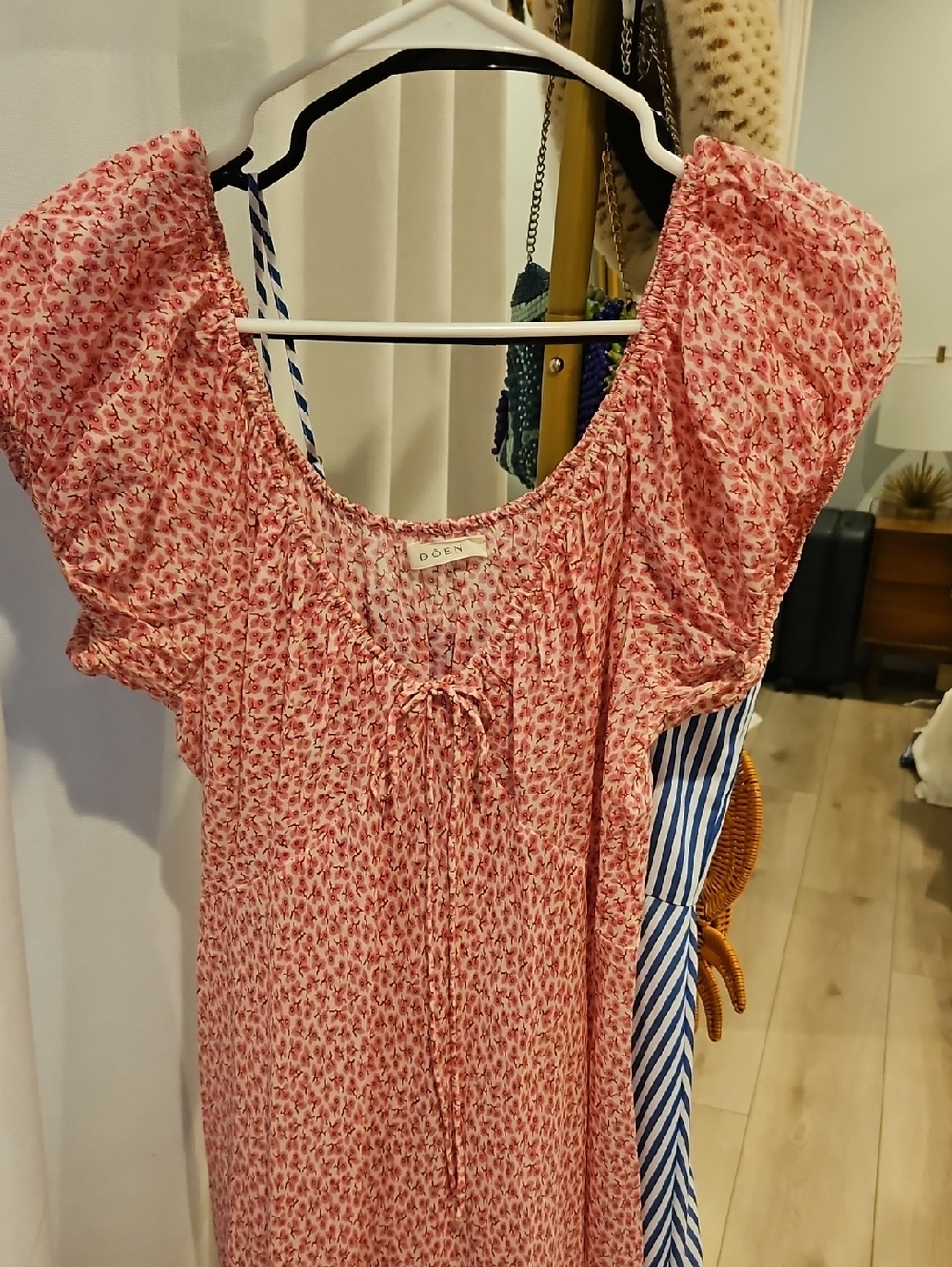 Doen Pink Floral Maxi Dress with Puff Sleeves